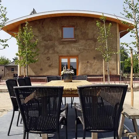 Strohotel Aalshof Apart-hotel 4*