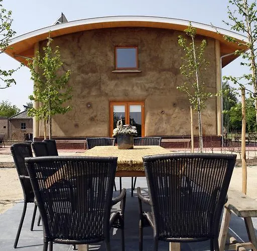 Strohotel Aalshof Aparthotel 4*