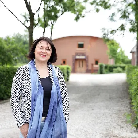 Strohotel Aalshof 4* Haps