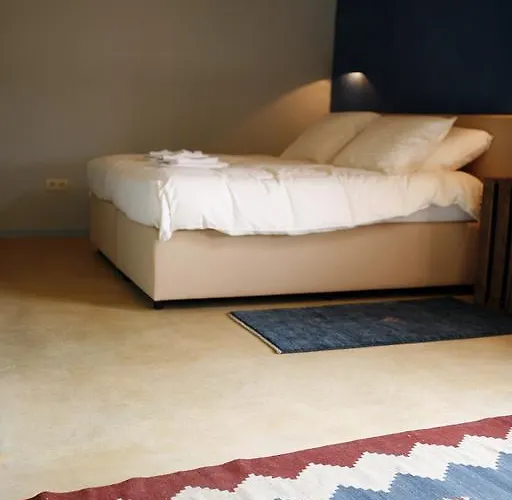 Strohotel Aalshof 4*